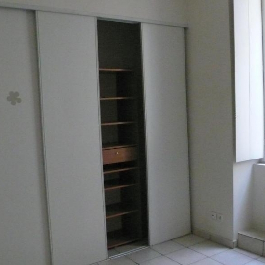  Annonces CALUIRE : Appartement | NIMES (30900) | 40 m2 | 450 € 