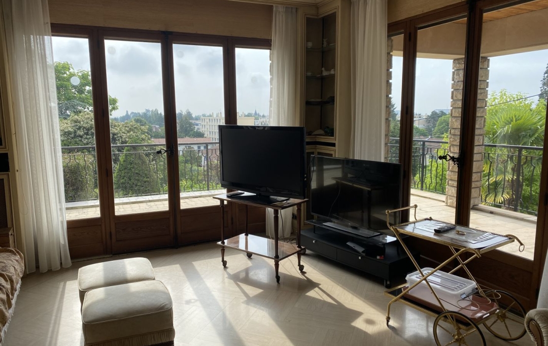 Annonces CALUIRE : Maison / Villa | CHAMPAGNE-AU-MONT-D'OR (69410) | 285 m2 | 900 000 € 