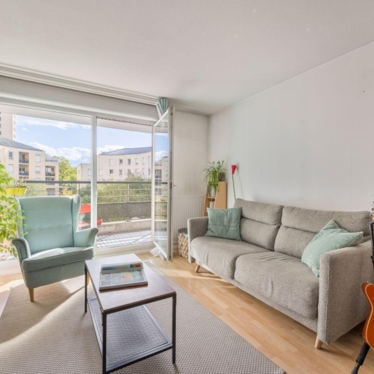  Annonces CALUIRE : Apartment | LYON (69008) | 70 m2 | 270 000 € 